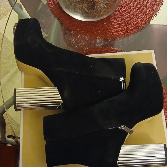 Michael Kors Porter Platform Booties - Picture 6 of 10